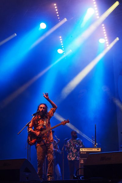 Juan Ospina . M.A.K.U. Soundsystem (Kolumbien/USA) . Rudolstadt Festival . 2016 (Foto: Andreas Kuhrt)