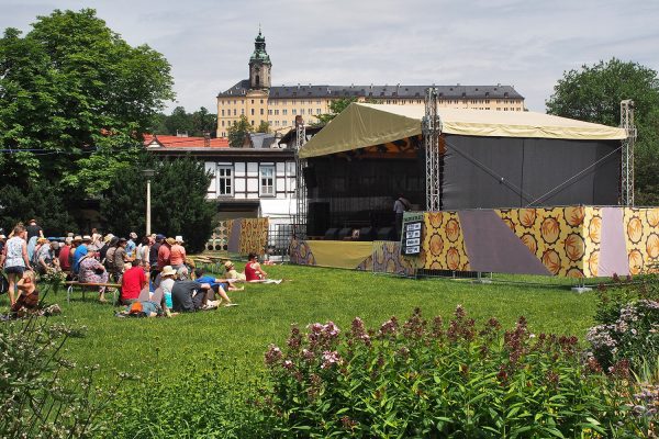 Bühne am Theaterplatz . Rudolstadt Festival . 2016 (Foto: Andreas Kuhrt)