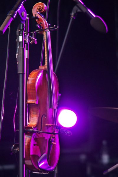 Geige . Blum & Haugaard (Dänemark) . Rudolstadt Festival . 2016 (Foto: Andreas Kuhrt)