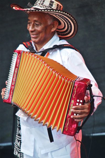 Carmelo Torres (Akkordeon, Gesang) y su cumbia sabanera (Kolumbien) . Rudolstadt Festival . 2016 (Foto: Andreas Kuhrt)