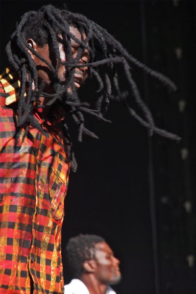 Abaadongo Adontanga (Dorgo, Tanz, Gesang) . King Ayisoba (Ghana) . Rudolstadt Festival . 2016 (Foto: Andreas Kuhrt)