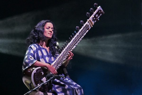 Anoushka Shankar (Sitar) (England/Indien) . Rudolstadt-Festival 2016 (Foto: Andreas Kuhrt)