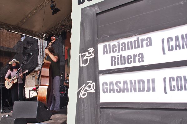 Alexandra Ribera (Kanada) . Rudolstadt Festival . 2016 (Foto: Andreas Kuhrt)