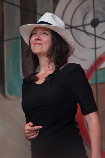 Alejandra Ribera (Kanada) . Rudolstadt Festival . 2016 (Foto: Andreas Kuhrt)