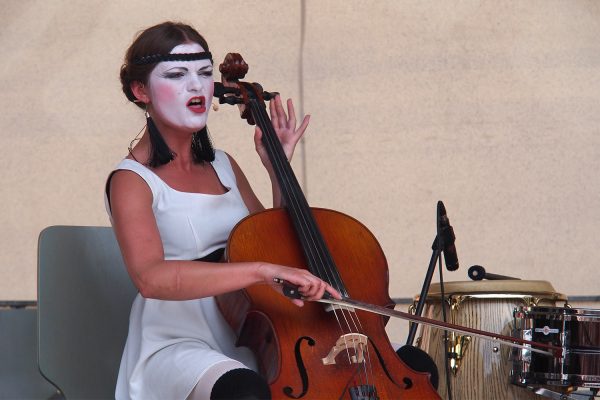 Solomiya Melnik . Dakh Daughters (Ukraine) . Rudolstadt Festival . 2016 (Foto: Andreas Kuhrt)