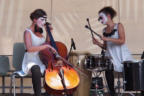 Solomiya Melnik & Tanya Gavrilyuk . Dakh Daughters (Ukraine) . Rudolstadt Festival . 2016 (Foto: Andreas Kuhrt)