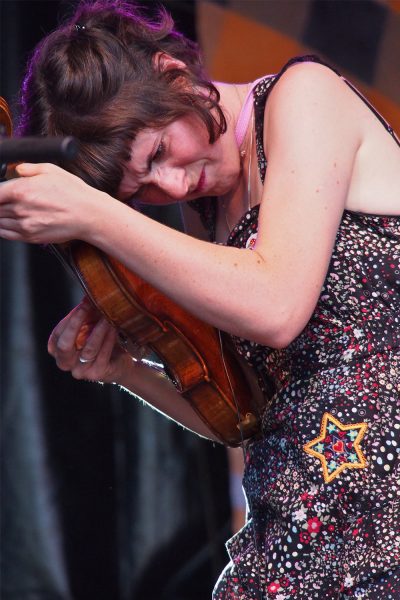 Lucy Farrell . Emily Portman & The Coracle Band (England) . Rudolstadt Festival . 2016 (Foto: Andreas Kuhrt)