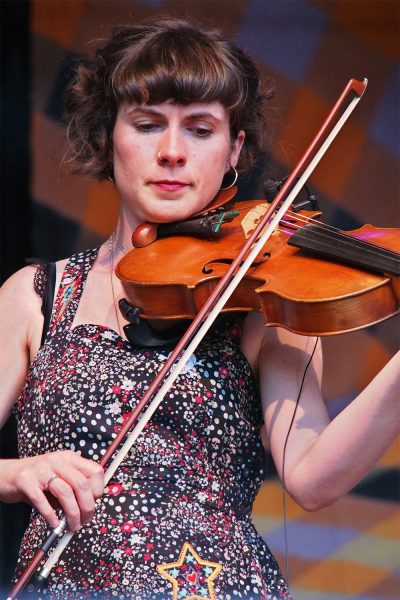 Lucy Farrell . Emily Portman & The Coracle Band (England) . Rudolstadt Festival . 2016 (Foto: Andreas Kuhrt)