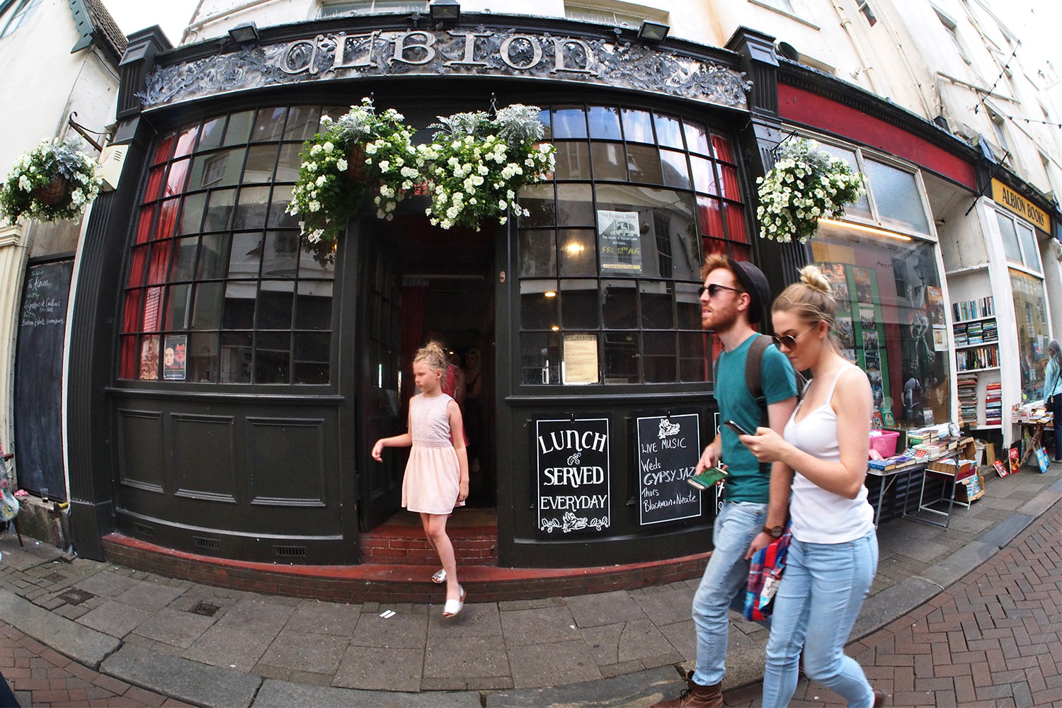 Restaurant "Albion" . George Street . Hastings . England (Foto: Andreas Kuhrt 2016)