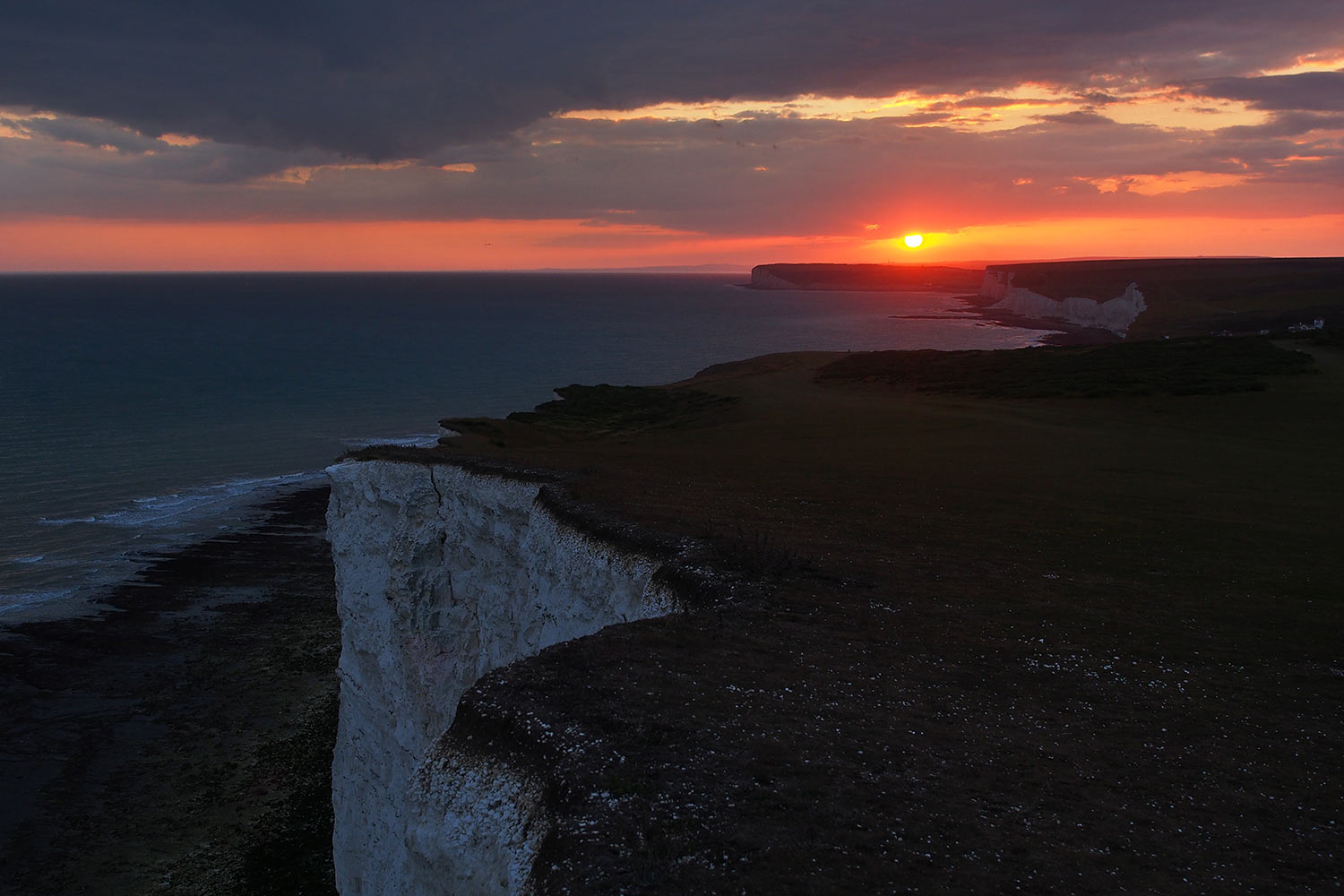 Sonnenuntergang bei Birling Gap . England (Foto: Andreas Kuhrt 2016)
