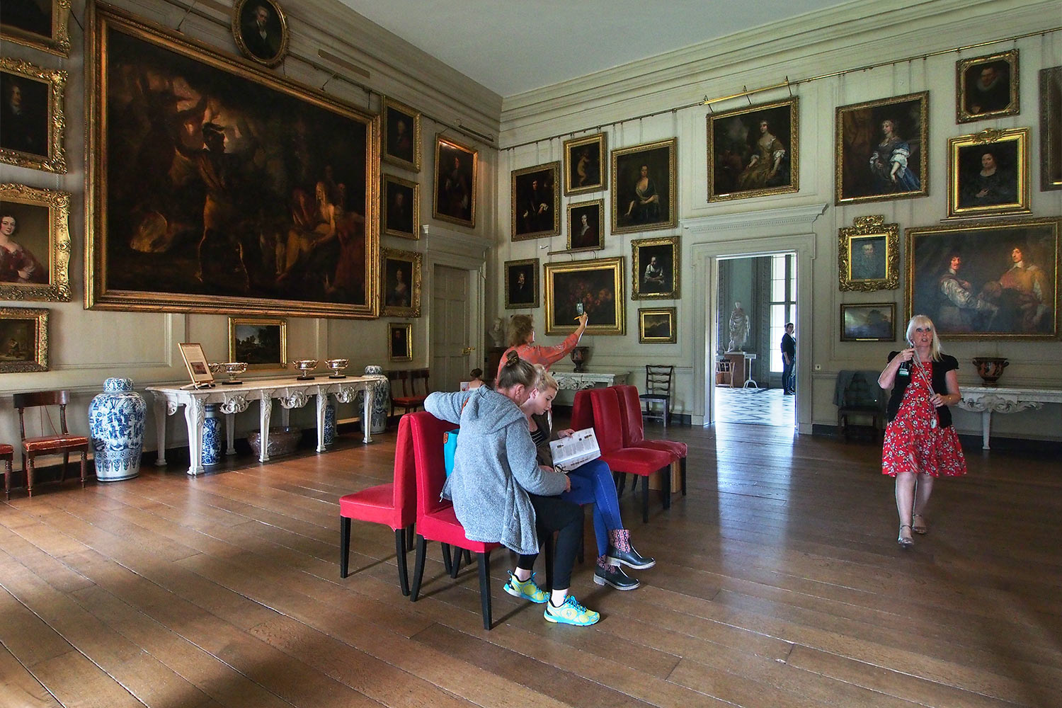 P0054150-2016-08-11-suedengland-petworth-house-square-dining-room Square Dining Room . Petworth House . Sussex . Südengland (Foto: Andreas Kuhrt)