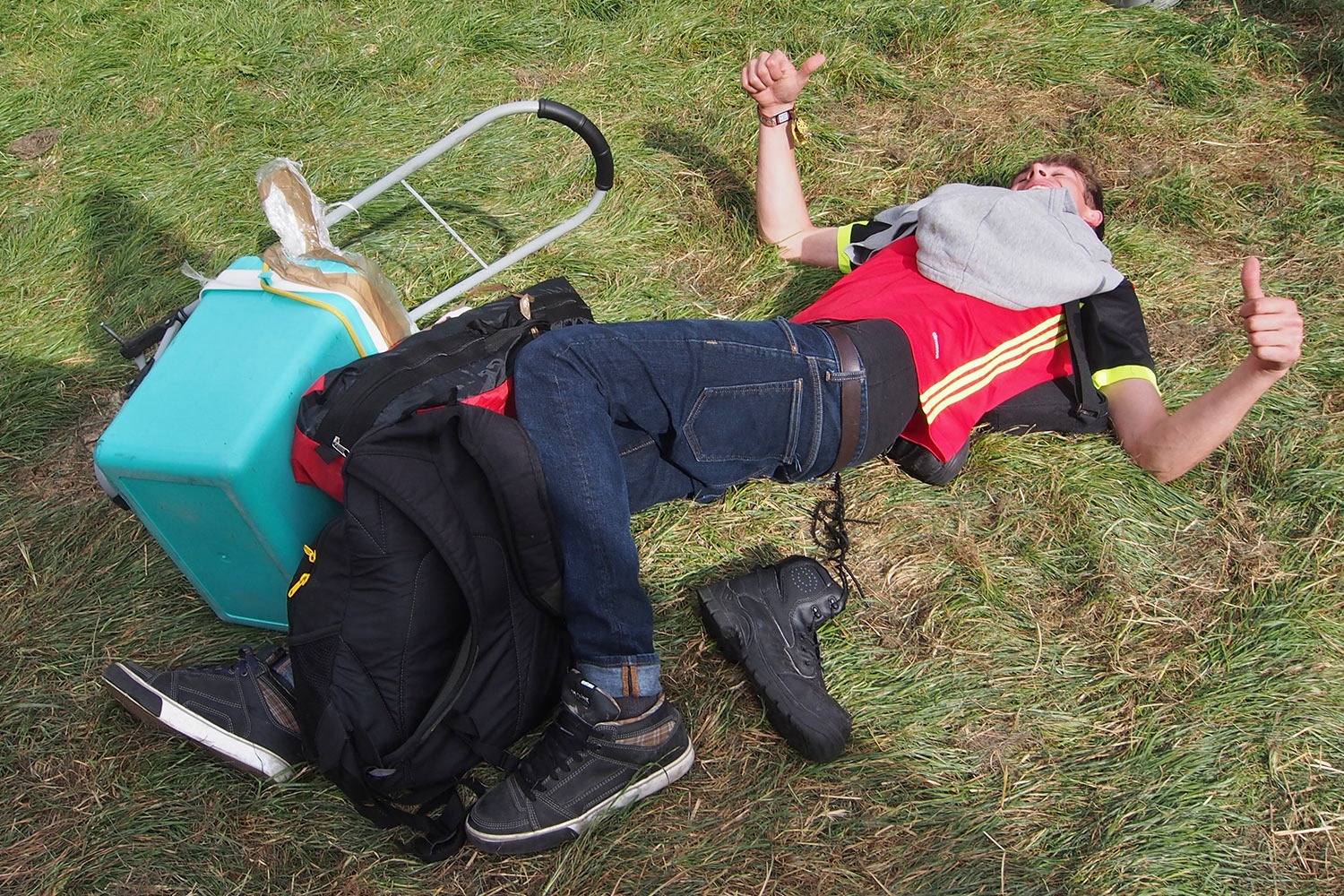 P0054374-2016-08-11-suedengland-boomtown-ankunft Ankunft in Boomtown . Matterley Estate bei Winchester . Sussex . Südengland (Foto: Andreas Kuhrt)