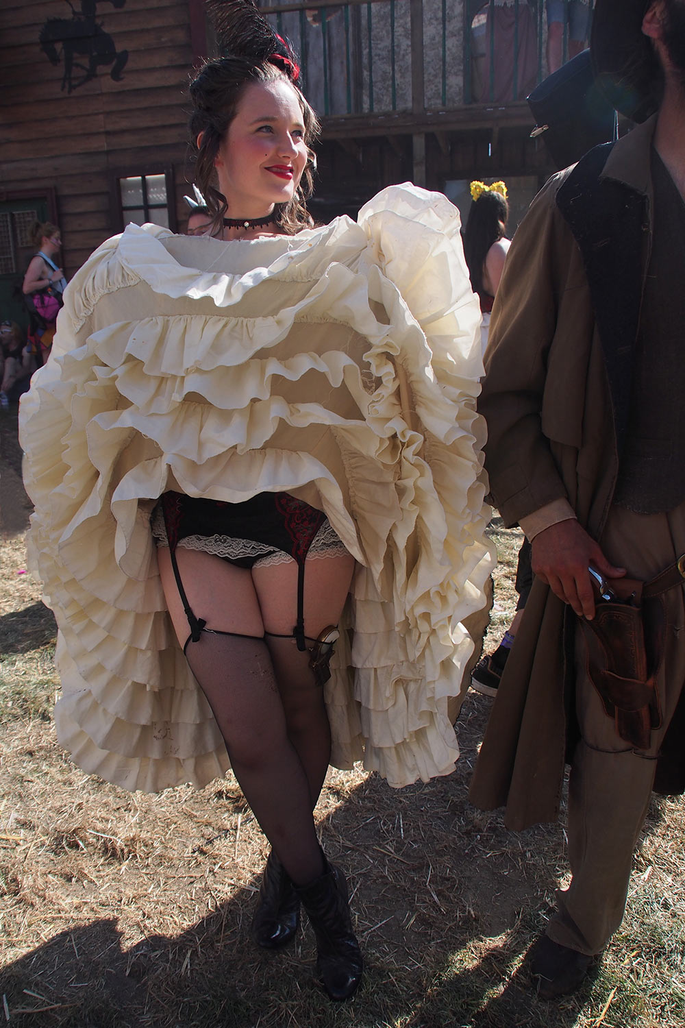 P0054786-2016-08-12-suedengland-boomtown-wild-west-saloon Freitag . Wild West . Boomtown Fair . bei Winchester . Sussex . Südengland (Foto: Andreas Kuhrt)
