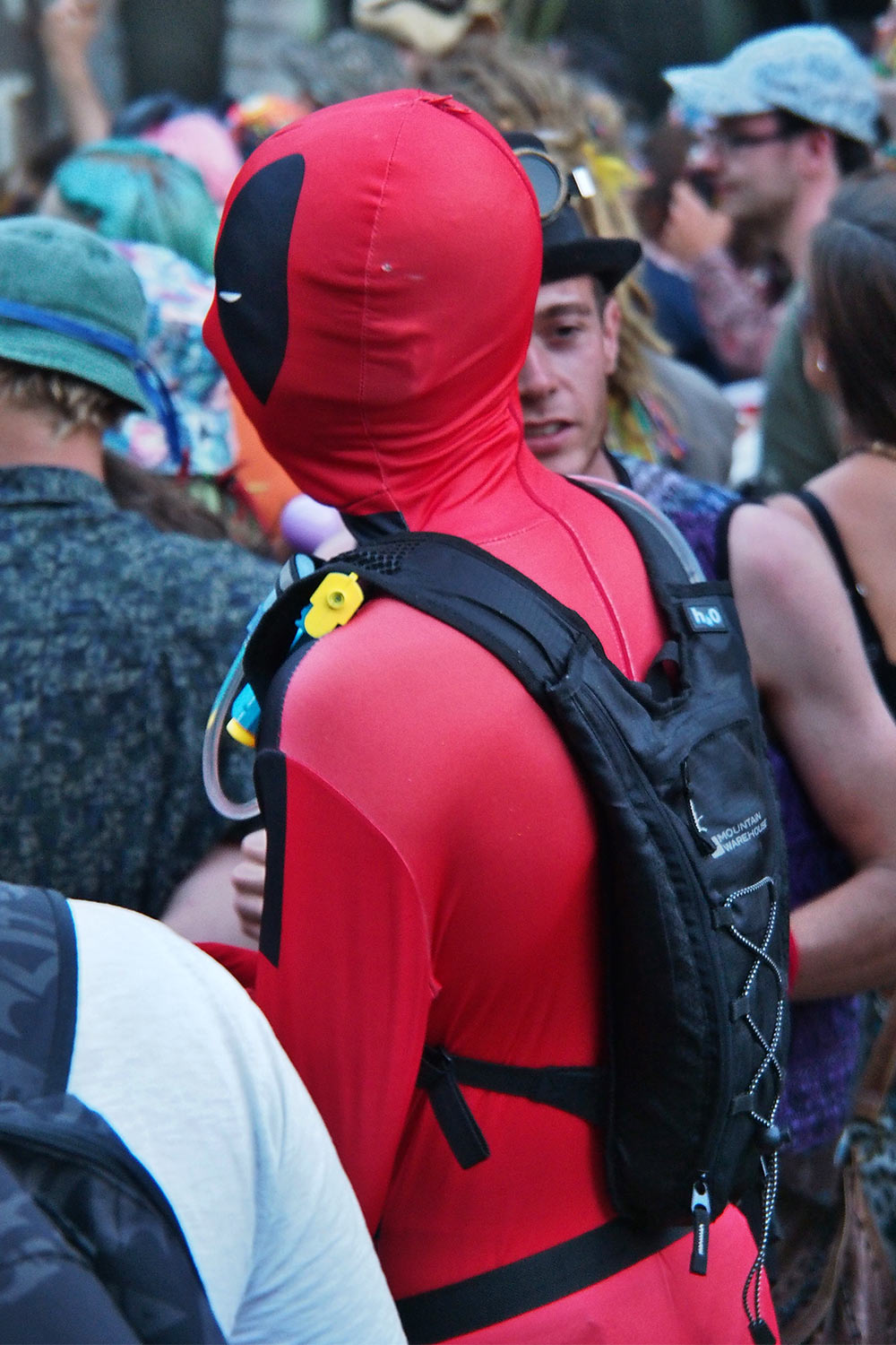 P0055216-2016-08-13-suedengland-boomtown-wild-west-superman Superman . Old Mine in Wild West . Boomtown Fair . bei Winchester . Sussex . Südengland (Foto: Andreas Kuhrt)