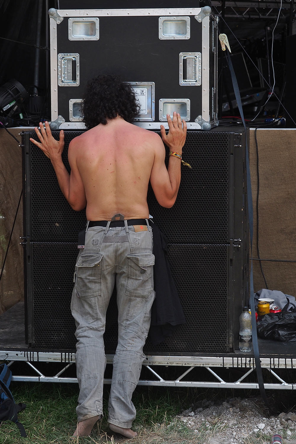 P0055376-2016-08-14-suedengland-boomtown-whistlers-green-windmill-volume-junkie Volume Junkie . Windmill in Whistlers Green . Boomtown Fair . bei Winchester . Sussex . Südengland (Foto: Andreas Kuhrt)