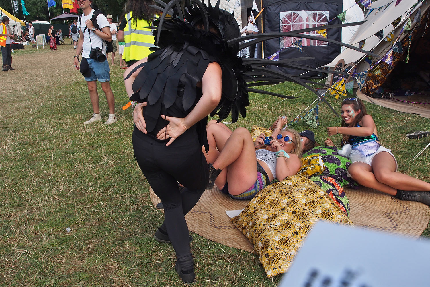 P0055412-2016-08-14-suedengland-boomtown-carnival Sunday Carnival Parade . Whistlers Green . Boomtown Fair . bei Winchester . Sussex . Südengland (Foto: Andreas Kuhrt)