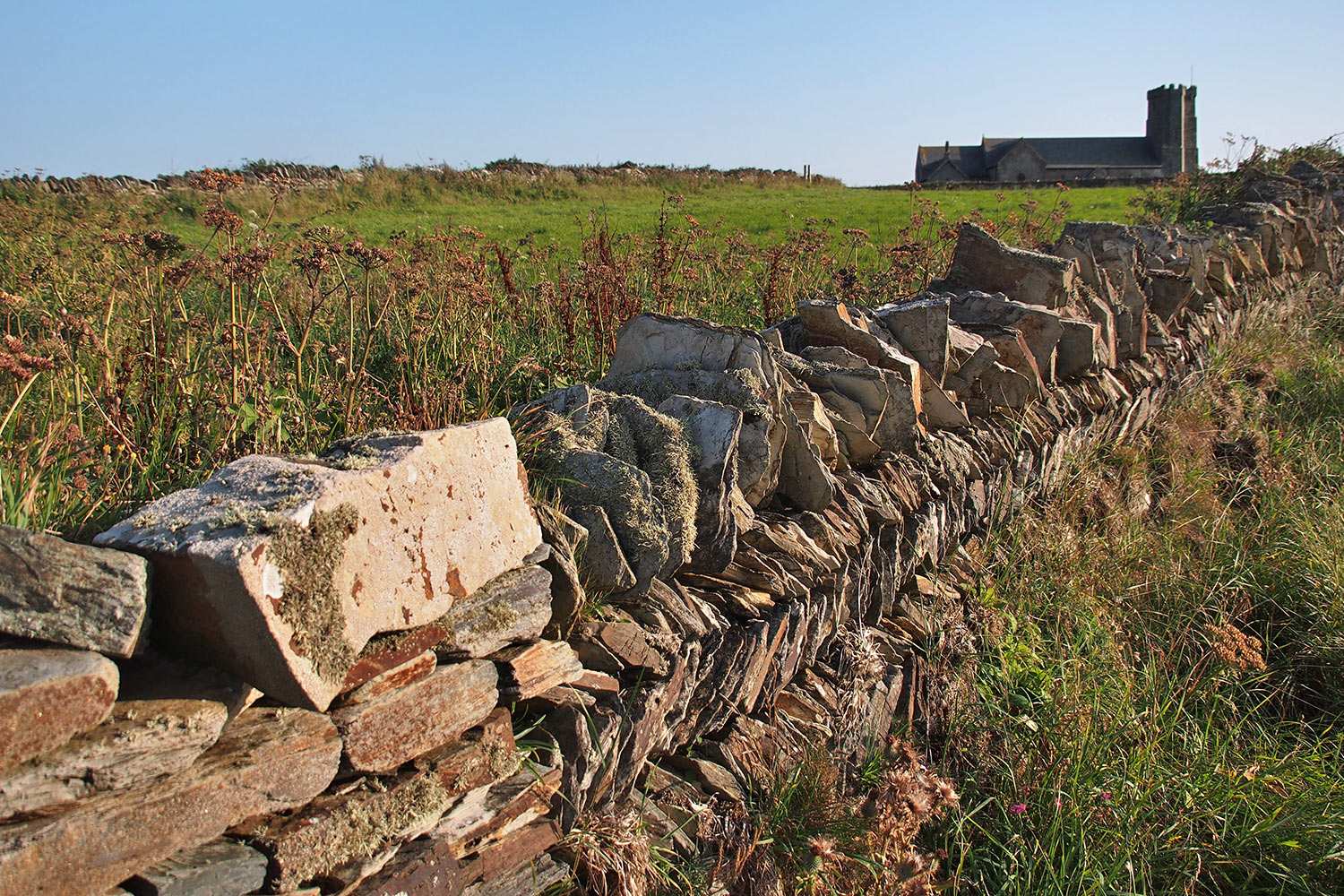 P0056249-2016-suedengland-tintagel-normannische-kirche-st-materiana Normannische Kirche St. Materiana bei Tintagel . Cornwall . Südengland (Foto: Andreas Kuhrt)