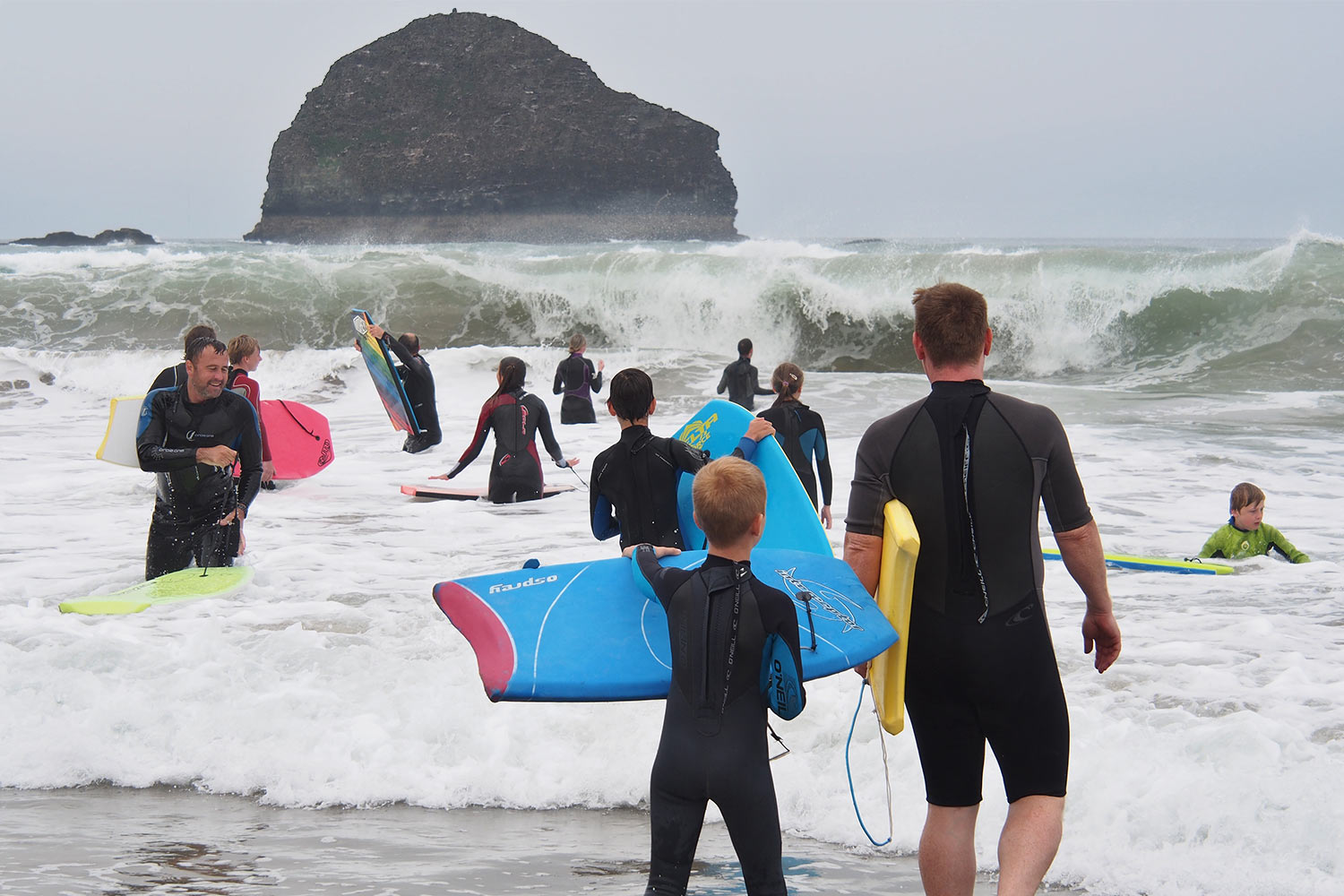 P0056547-2016-suedengland-cornwall-trebarwith-strand-surfer Surfer am Trebarwith Strand . Cornwall . Südengland (Foto: Andreas Kuhrt)