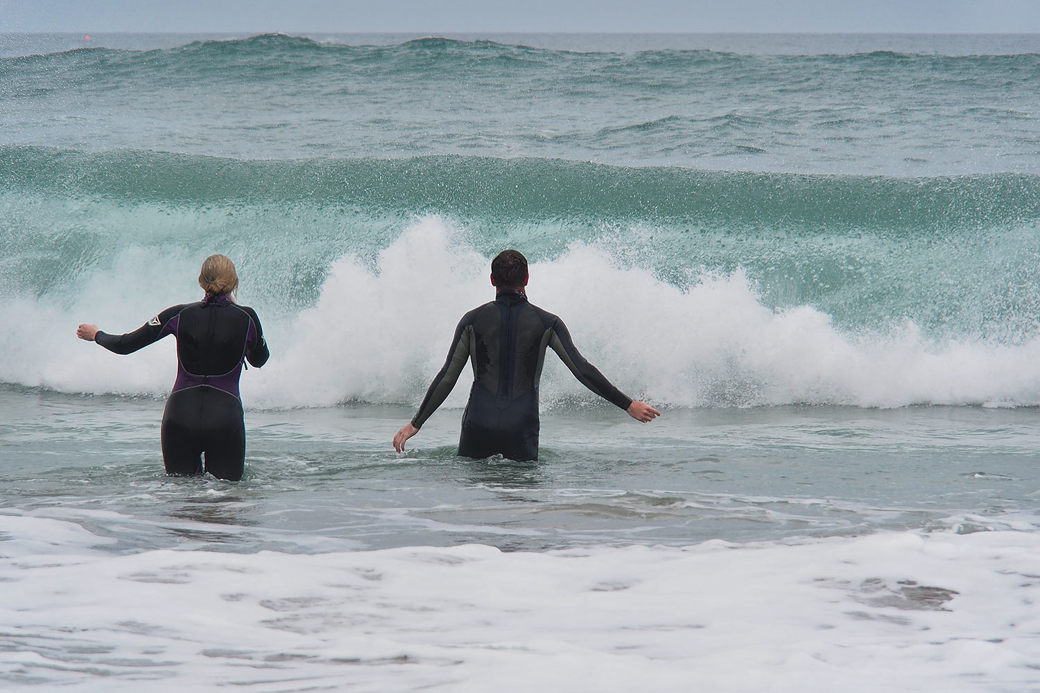 P0056576-2016-suedengland-cornwall-trebarwith-strand-surfer Surfer am Trebarwith Strand . Cornwall . Südengland (Foto: Andreas Kuhrt)
