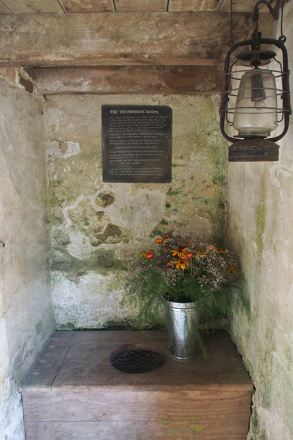 Thunderbox Room (Donnerbalken) . Lost Gardens of Heligan . Cornwall . Südengland (Foto: Andreas Kuhrt 2016)