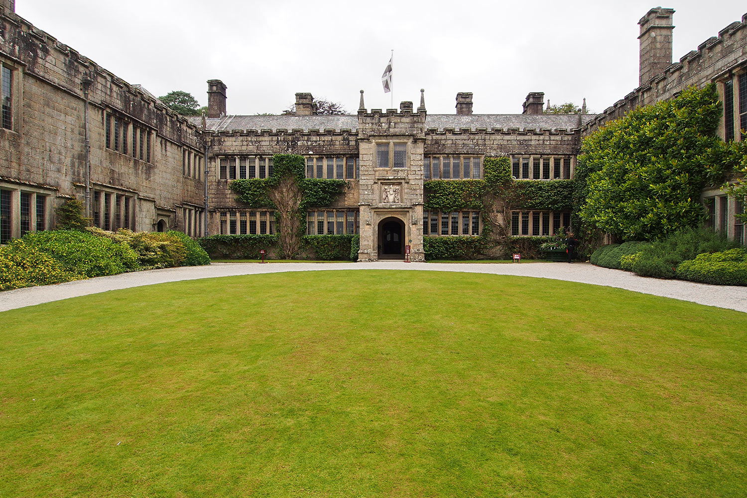 Innenhof . Lanhydrock House . Cornwall . Südengland (Foto: Andreas Kuhrt 2016)