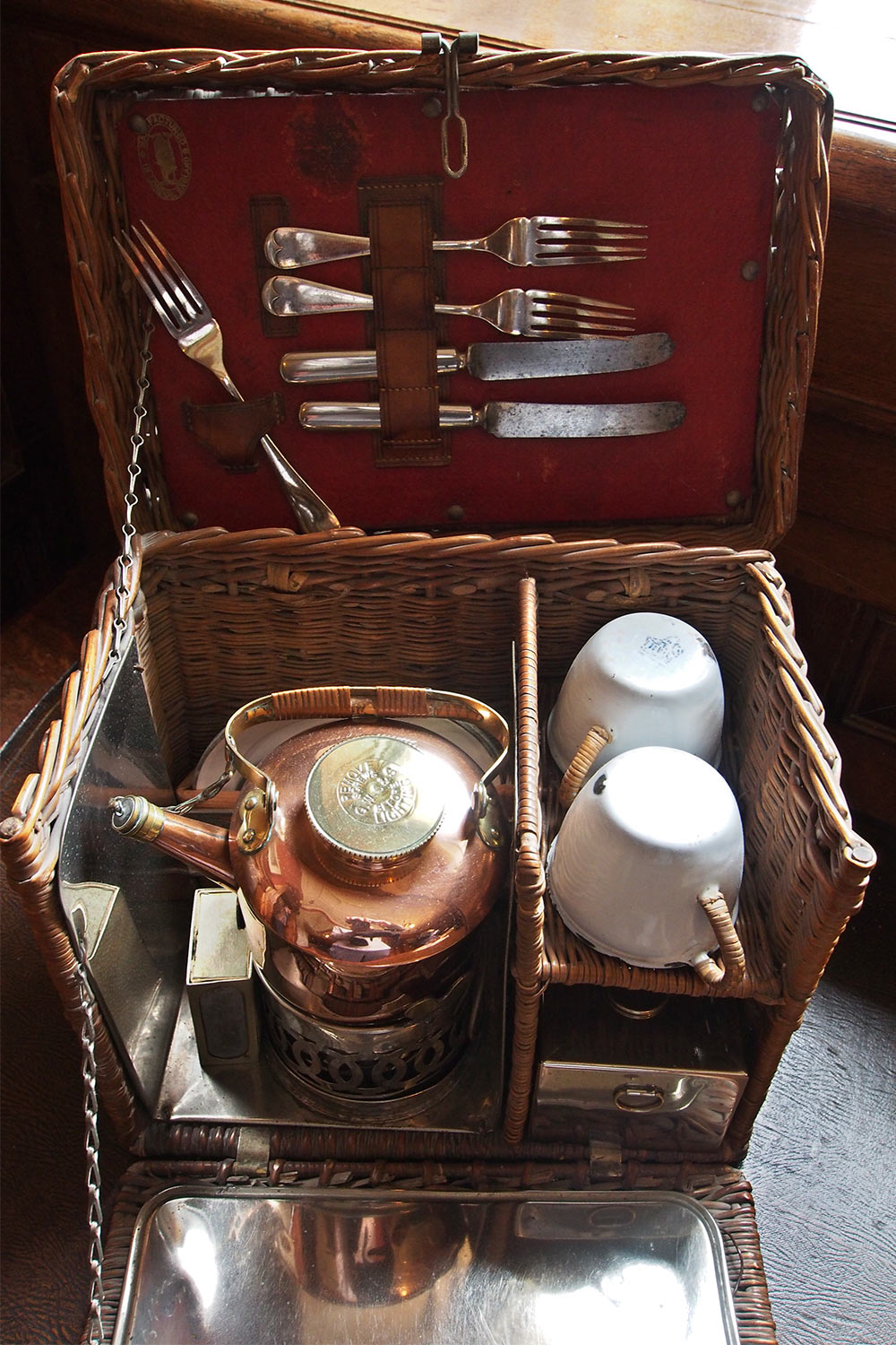 Picknick-Korb . Lanhydrock House . Cornwall . Südengland (Foto: Andreas Kuhrt 2016)