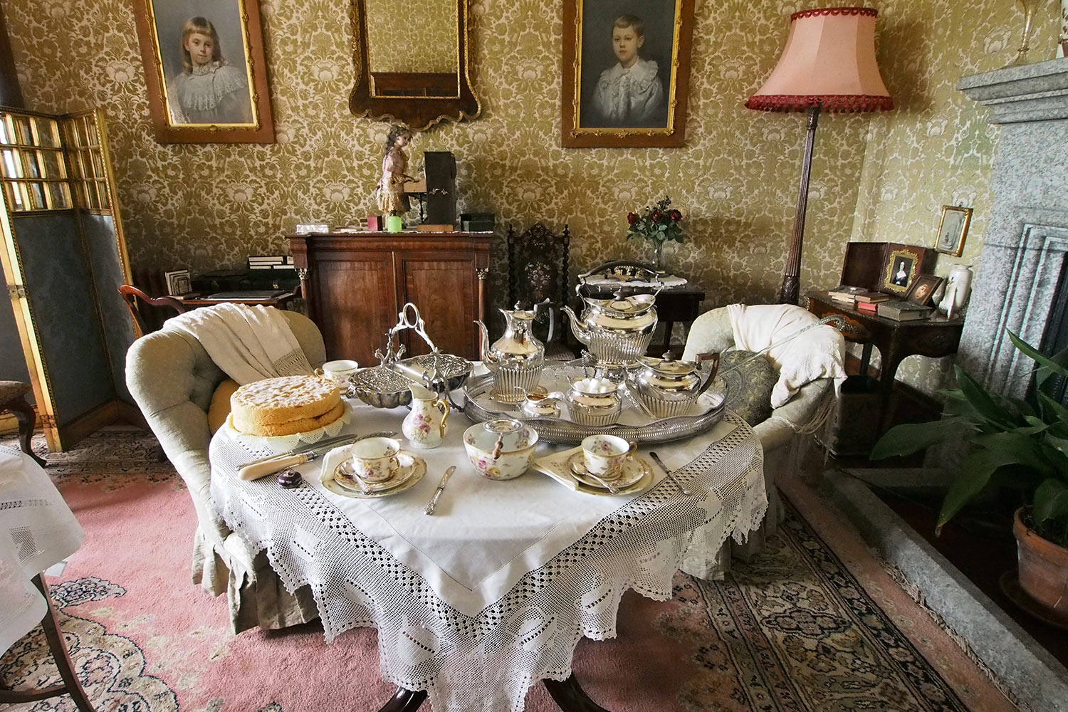 Teezimmer . Lanhydrock House . Cornwall . Südengland (Foto: Andreas Kuhrt 2016)