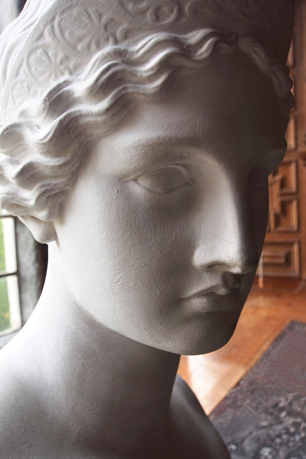 Medea . Gipsbüste von Thomas Thornycroft (1844) . Lanhydrock House . Cornwall . Südengland (Foto: Andreas Kuhrt 2016)