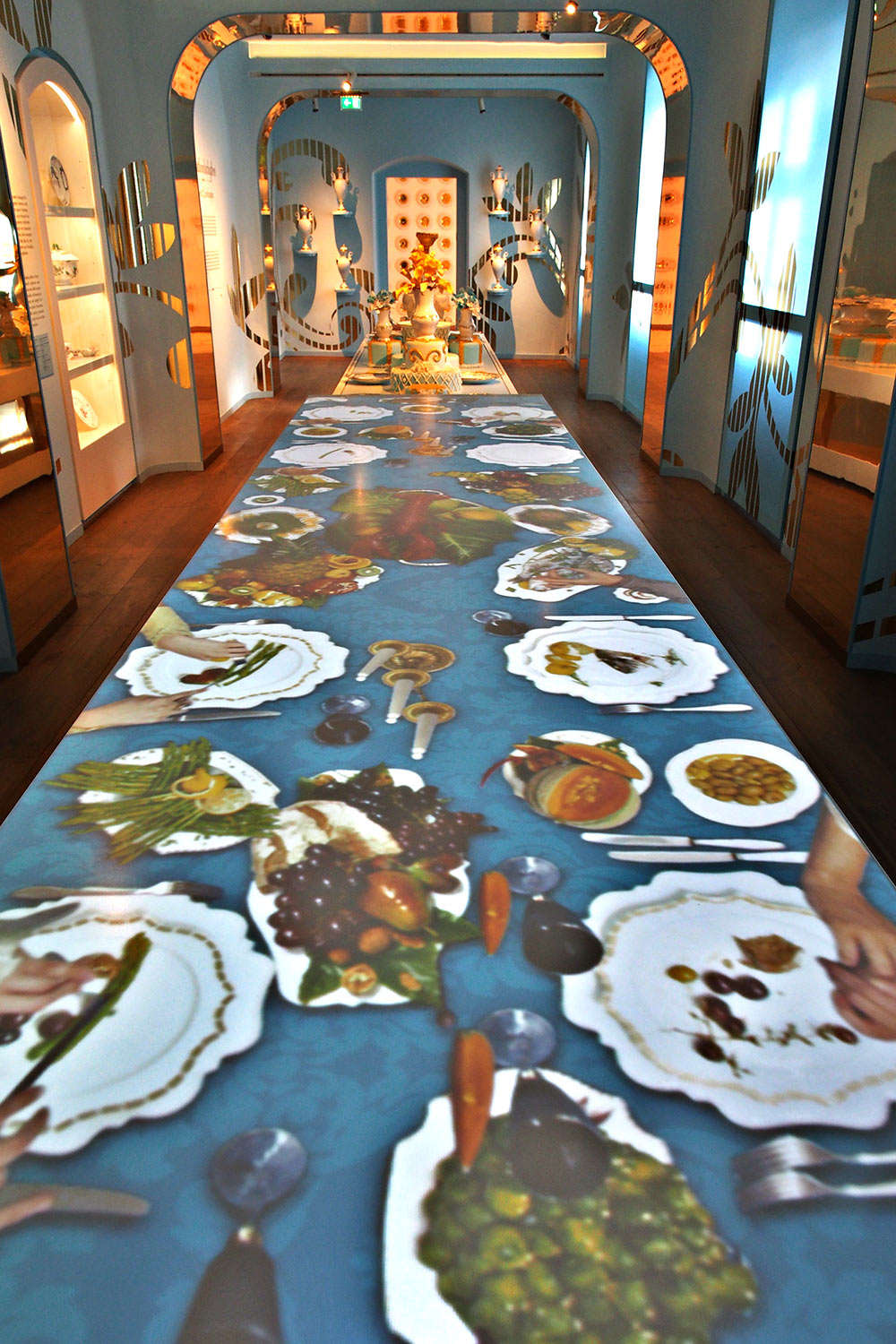 Fürstentafel . Ausstellung "Porzellanwelten" . Leuchtenburg . bei Seitenroda . Thüringen (Foto: Andreas Kuhrt 2016)