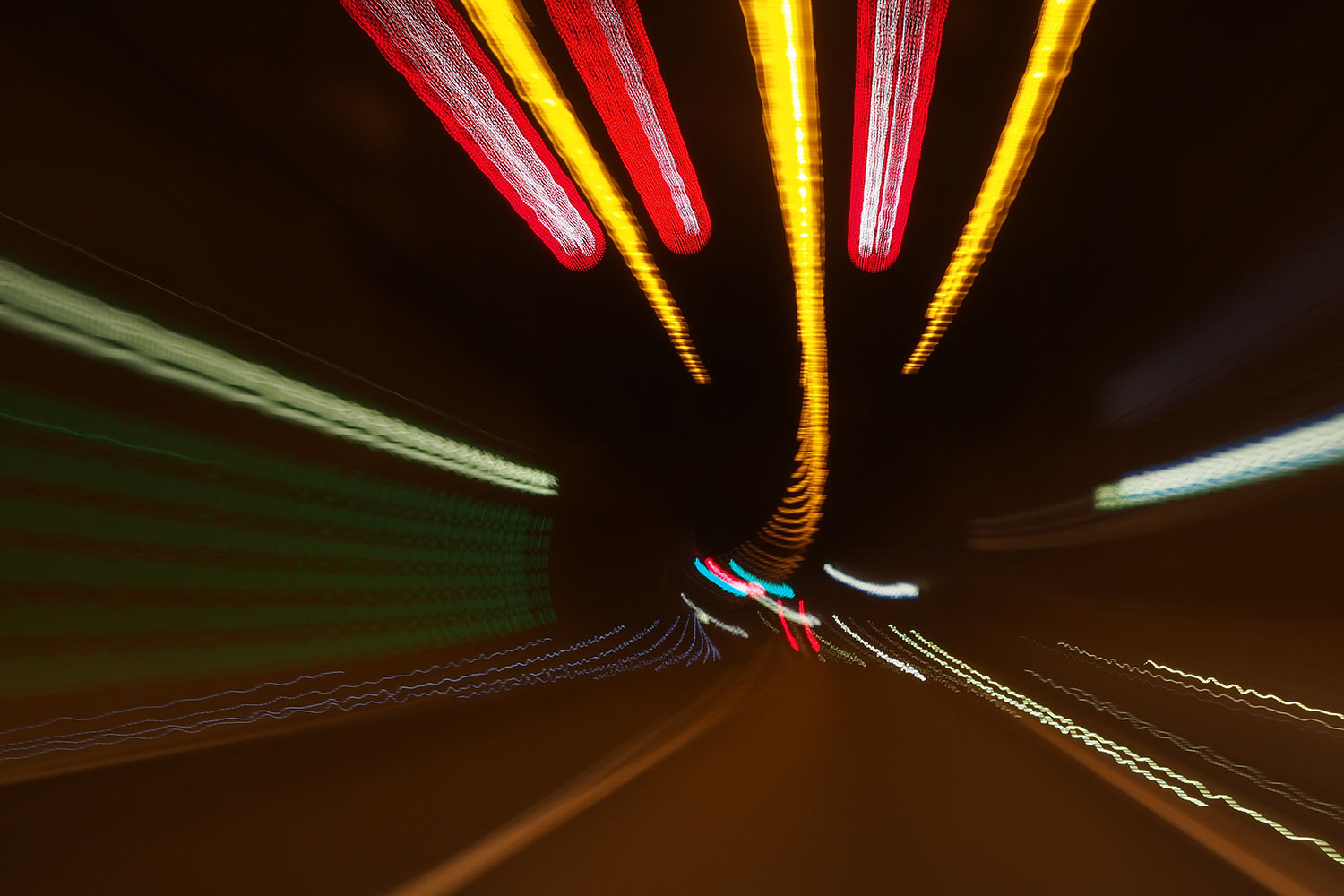 Wischlicht im Rennsteigtunnel der A71 . Thüringen (Foto: Andreas Kuhrt 2016)