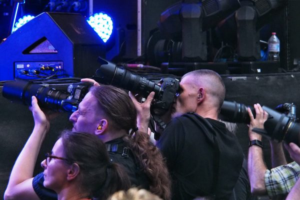 Im Visier: Amy Macdonald (Schottland) . Rudolstadt-Festival 2017 (Foto: Andreas Kuhrt)