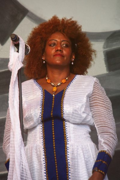 Krar Collective: Genet Asefa . Rudolstadt-Festival 2017 (Foto: Andreas Kuhrt)