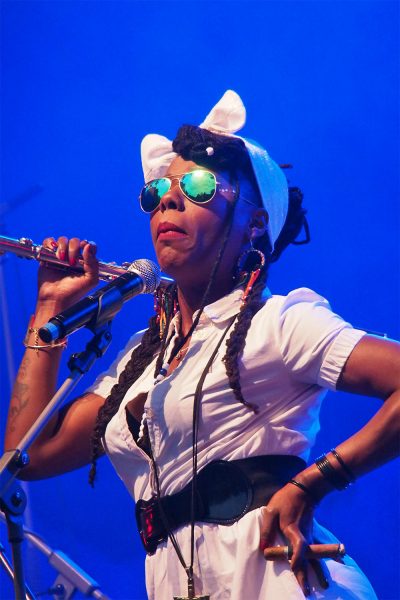 La Dame Blanche: Yaïté Ramos Rodriguez . Rudolstadt-Festival 2017 (Foto: Andreas Kuhrt)