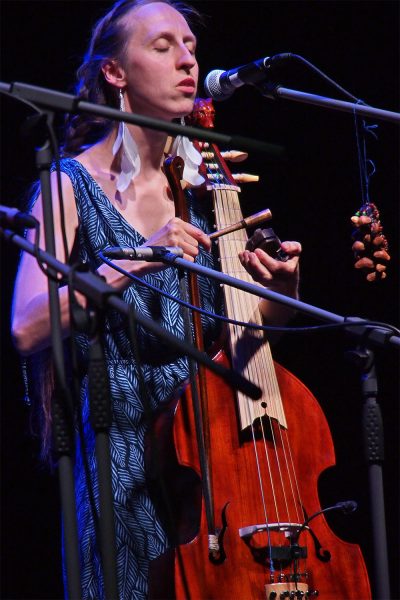 Sutari: Barbara Songin . Rudolstadt-Festival 2017 (Foto: Andreas Kuhrt)