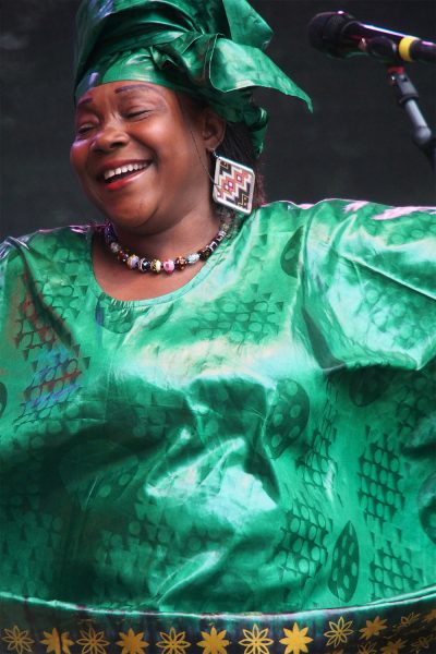 Trio Da Kali: Awa Kassé Mady Diabaté . Rudolstadt-Festival 2017 (Foto: Andreas Kuhrt)