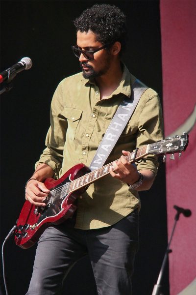 Imarhan: Iyad Moussa Ben Abderahmane . Rudolstadt-Festival 2017 (Foto: Andreas Kuhrt)