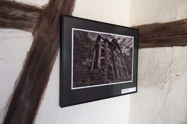 Sommernachtstraum (Foto: Martin Hörold) . Fotoausstellung "Ästhetiken des Verfalls" . Kloster Veßra 2018 (Foto: Andreas Kuhrt)