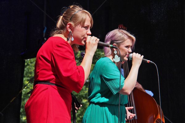 Mari Kalkun & Maija Kauhanen . Runorun (Finnland) . Rudolstadt-Festival 2018 (Foto: Andreas Kuhrt)