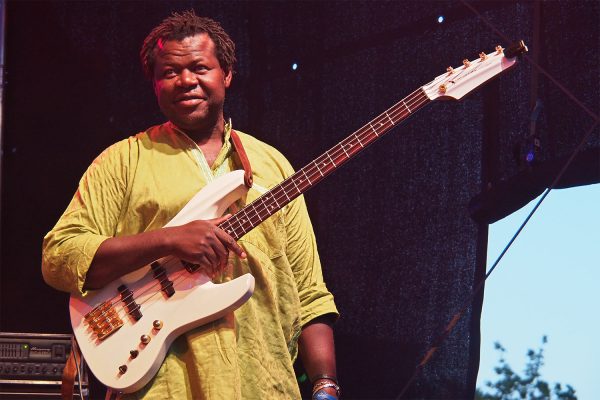 Debademba: Bisou Bass . Rudolstadt-Festival 2018 (Foto: Andreas Kuhrt)