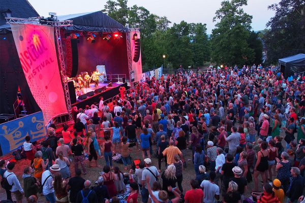 Burgterrasse: Debademba . Rudolstadt-Festival 2018 (Foto: Andreas Kuhrt)