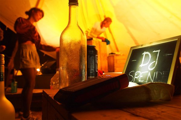 Heinepark: DJ andi (from the leipzig tribe of peace) . Rudolstadt-Festival 2018 (Foto: Andreas Kuhrt)