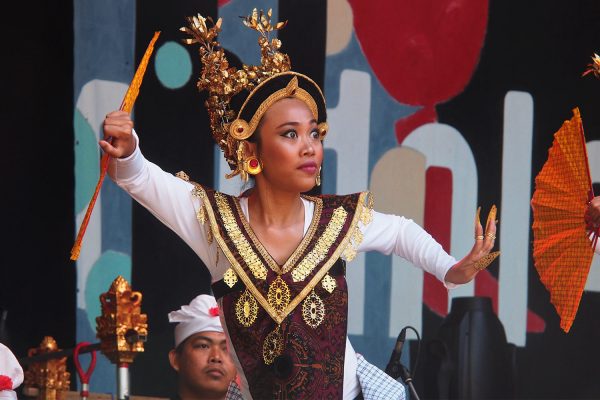 Salukat: Tänzerin . Rudolstadt-Festival 2018 (Foto: Andreas Kuhrt)