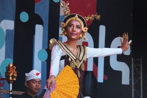 Salukat: Tänzerin . Rudolstadt-Festival 2018 (Foto: Andreas Kuhrt)