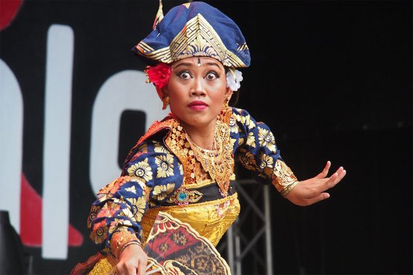 Salukat: Tänzerin . Rudolstadt-Festival 2018 (Foto: Andreas Kuhrt)