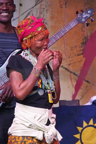 Namibian Tales: Afron Nyambali & //Ao N!ani . Rudolstadt-Festival 2018 (Foto: Andreas Kuhrt)