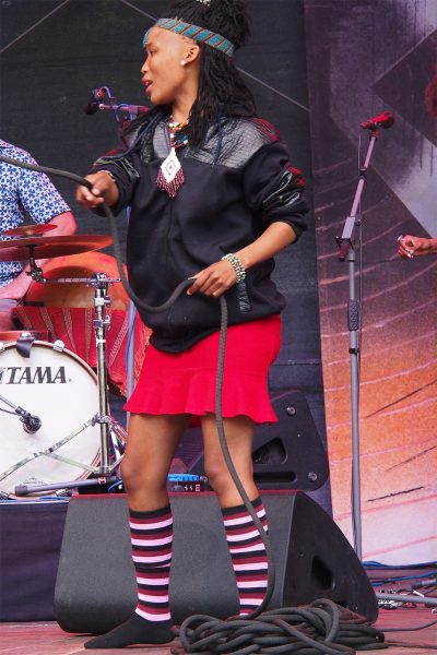 Namibian Tales: San-Mädchen . Rudolstadt-Festival 2018 (Foto: Andreas Kuhrt)